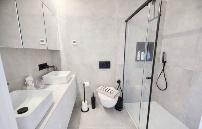 Image No.7-3 Bed House for sale