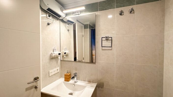 Image No.16-3 Bed Property for sale