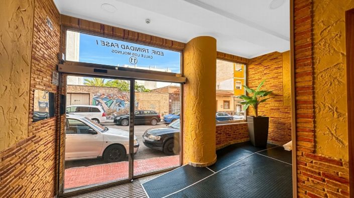 Image No.34-3 Bed Property for sale