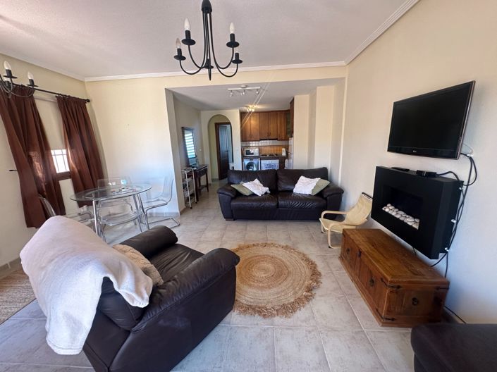 Image No.18-3 Bed House for sale