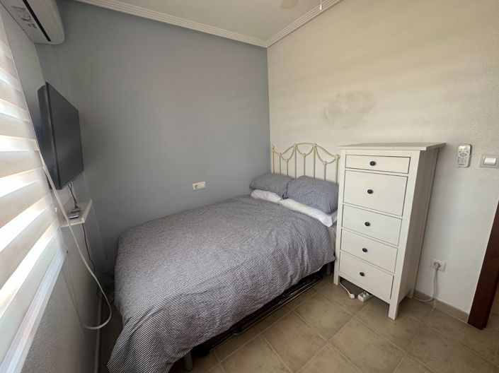 Image No.21-3 Bed Property for sale