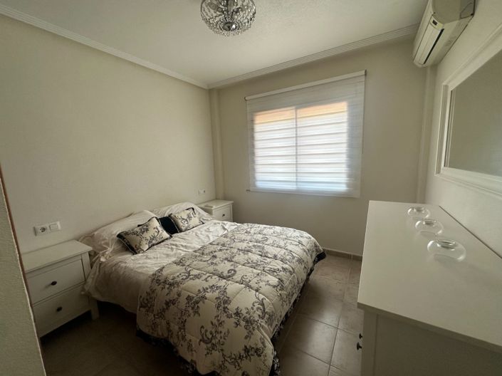 Image No.4-3 Bed House for sale