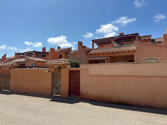 Image No.5-3 Bed House for sale