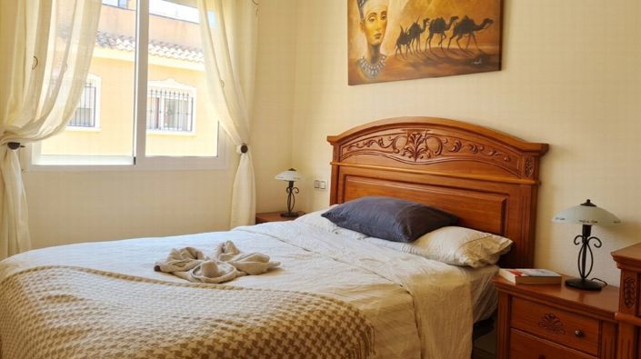 Image No.16-3 Bed Property for sale