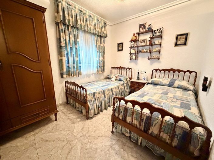 Image No.2-6 Bed Apartment for sale