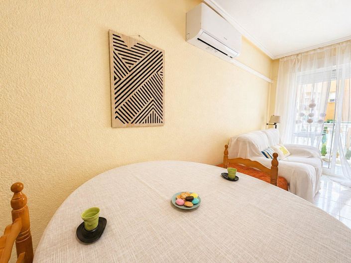 Image No.15-2 Bed House for sale