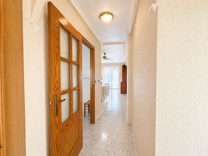 Image No.21-2 Bed House for sale