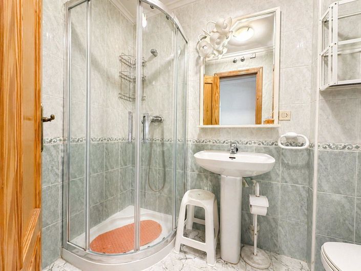 Image No.23-2 Bed House for sale