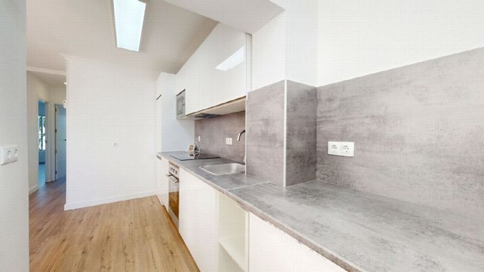Image No.13-2 Bed Apartment for sale