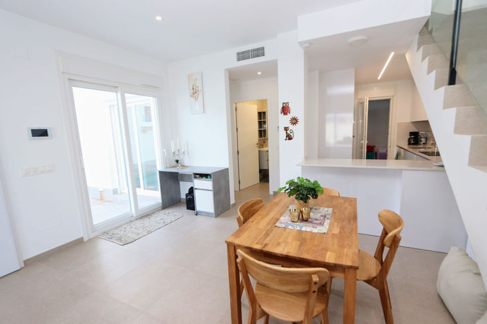 Image No.14-3 Bed House for sale