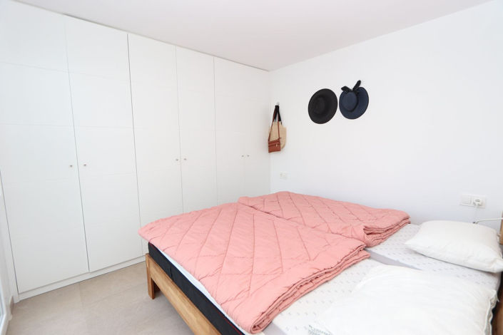 Image No.22-3 Bed House for sale