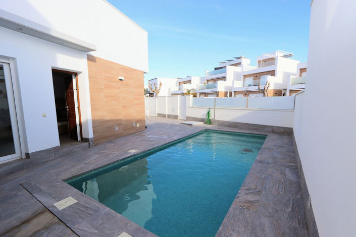 Image No.43-3 Bed House for sale