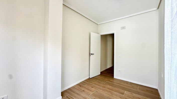 Image No.2-3 Bed Apartment for sale