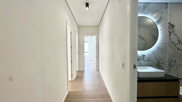 Image No.24-3 Bed Apartment for sale
