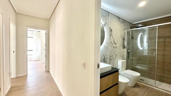 Image No.25-3 Bed Apartment for sale