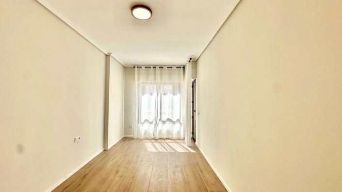 Image No.34-3 Bed Apartment for sale