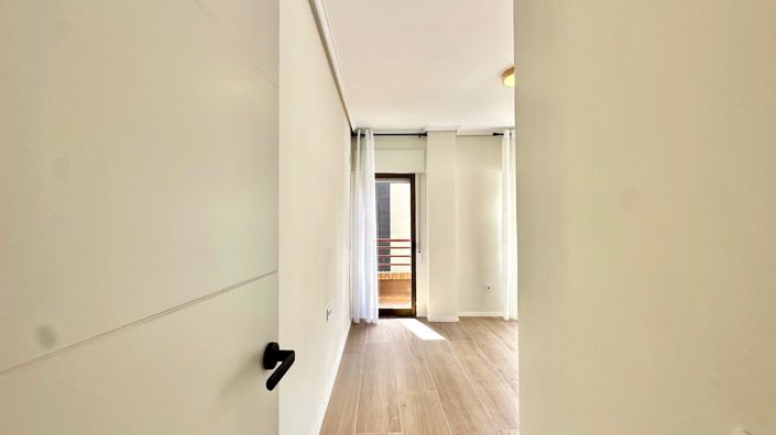 Image No.35-3 Bed Apartment for sale