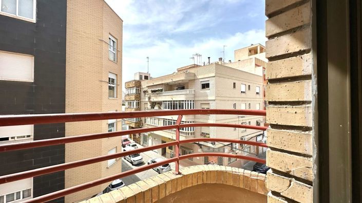 Image No.40-3 Bed Apartment for sale