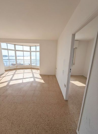 Image No.23-2 Bed Apartment for sale