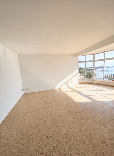 Image No.33-2 Bed Apartment for sale