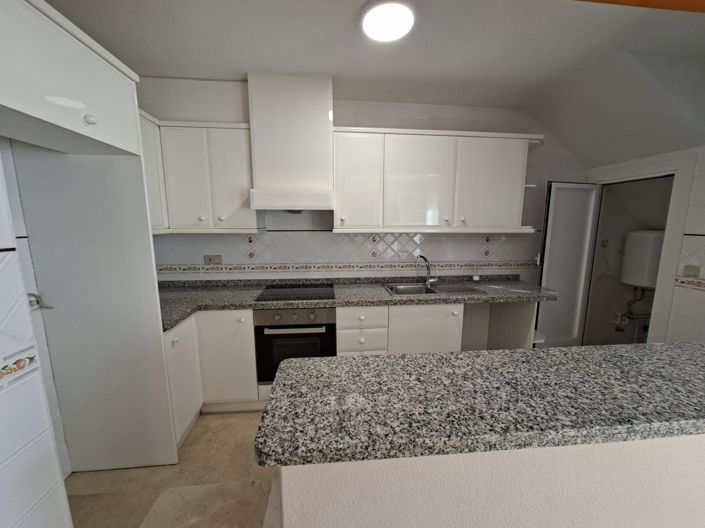 Image No.12-2 Bed Bungalow for sale
