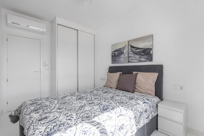 Image No.15-2 Bed Apartment for sale
