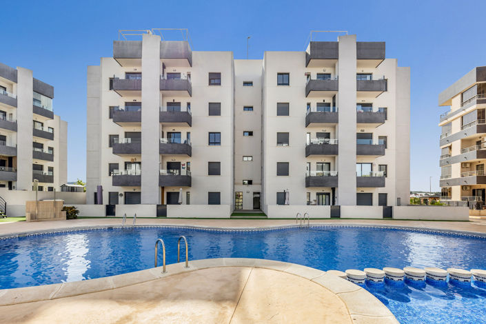 Image No.21-2 Bed Apartment for sale