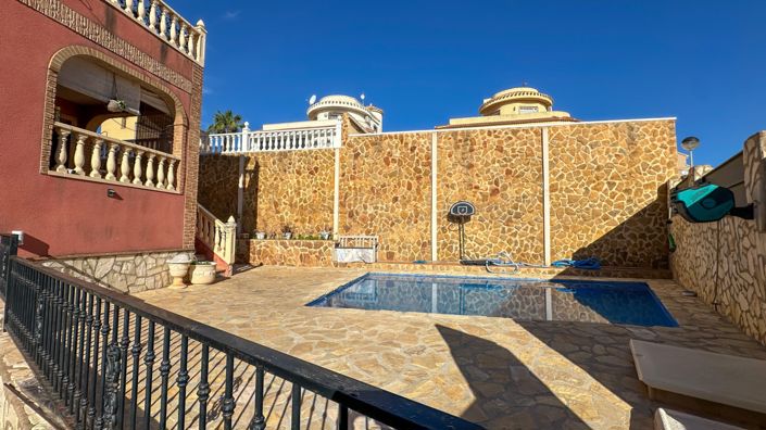 Image No.40-3 Bed Townhouse for sale