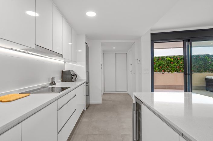 Image No.18-3 Bed Apartment for sale
