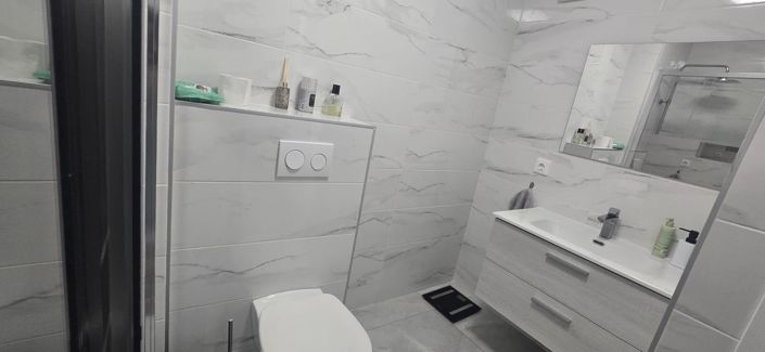 Image No.3-3 Bed House for sale