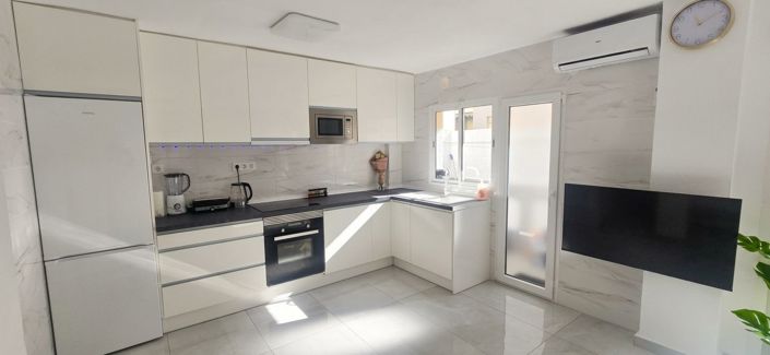 Image No.6-3 Bed Villa for sale
