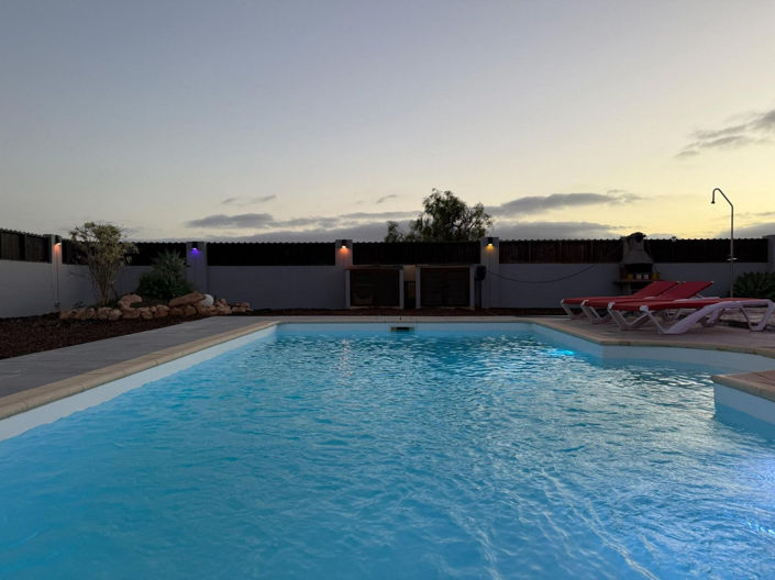 Image No.10-3 Bed House for sale