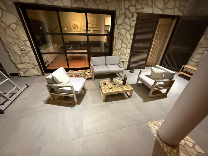 Image No.11-3 Bed House for sale