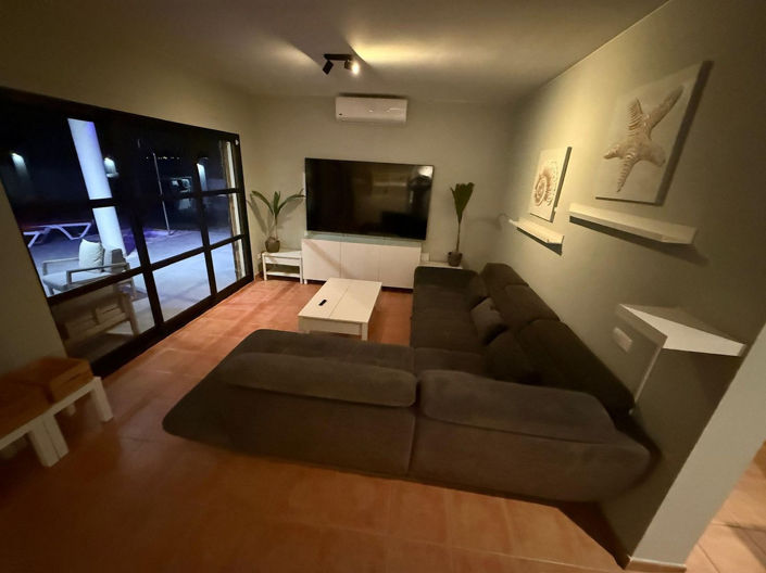 Image No.20-3 Bed House for sale