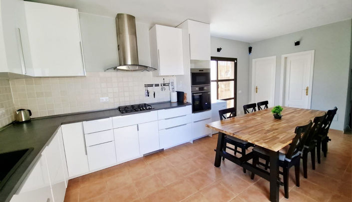 Image No.28-3 Bed House for sale