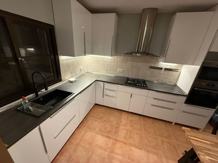 Image No.31-3 Bed House for sale