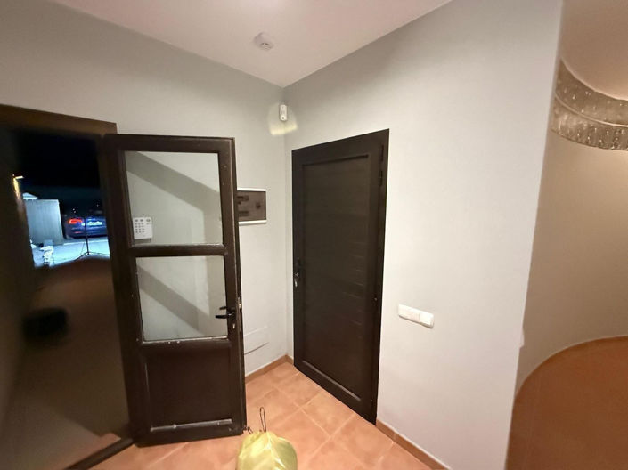 Image No.39-3 Bed House for sale