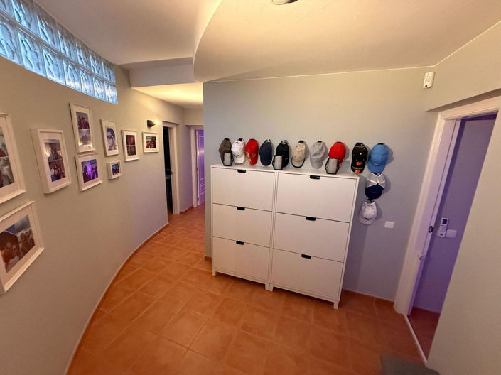 Image No.42-3 Bed House for sale