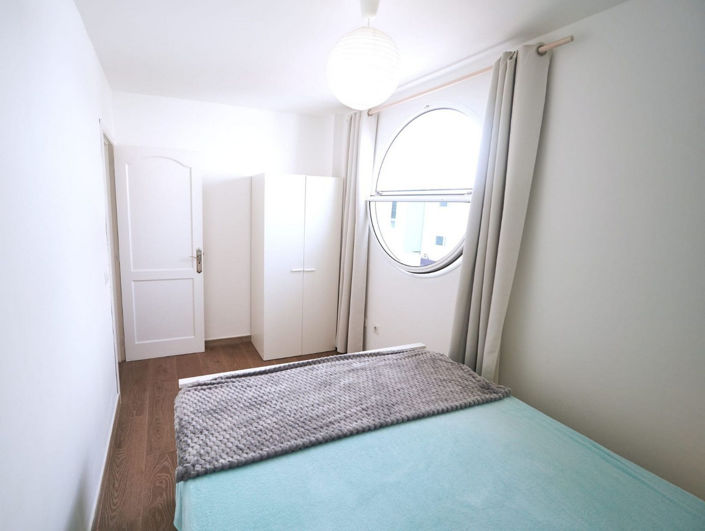 Image No.20-3 Bed Apartment for sale