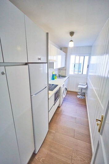 Image No.8-3 Bed Apartment for sale