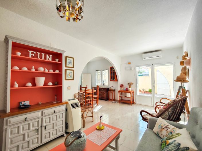 Image No.27-2 Bed Townhouse for sale