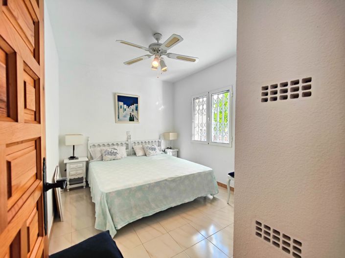 Image No.30-2 Bed Townhouse for sale