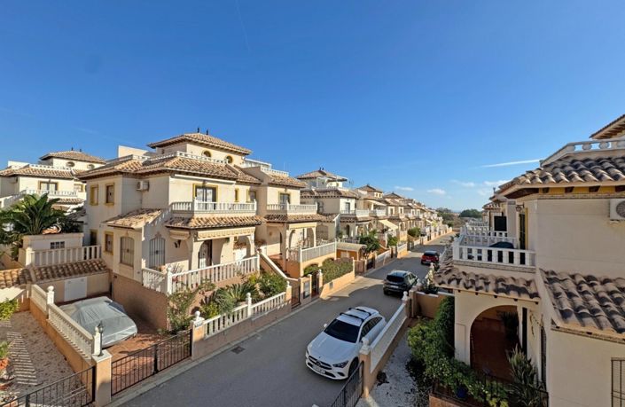 Image No.2-Bungalow de 2 chambres à vendre à Orihuela