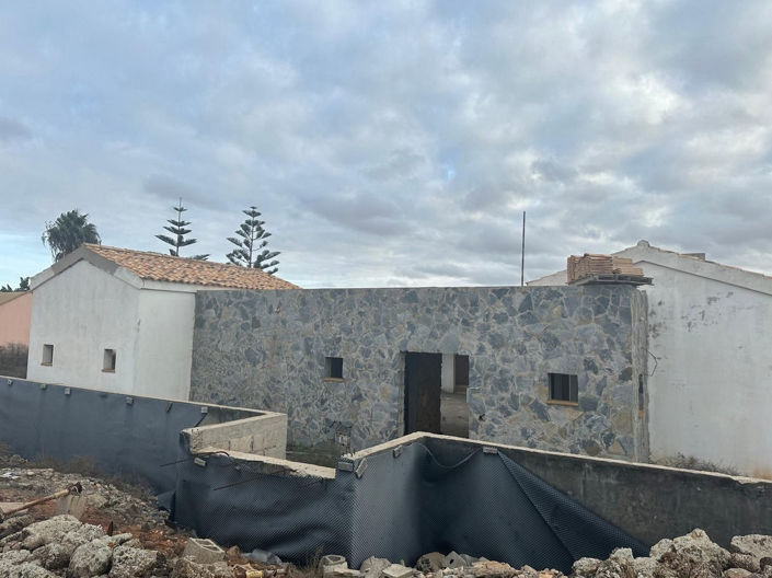 Image No.9-4 Bed House for sale