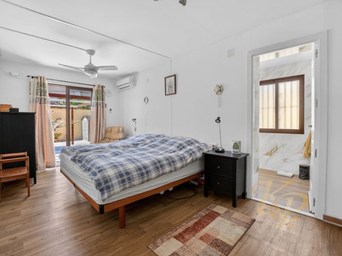 Image No.22-3 Bed House for sale