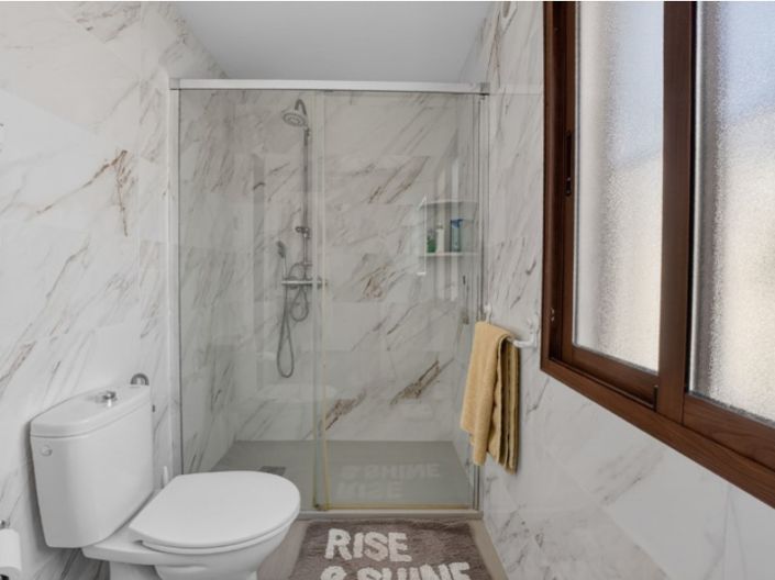 Image No.24-3 Bed Villa for sale