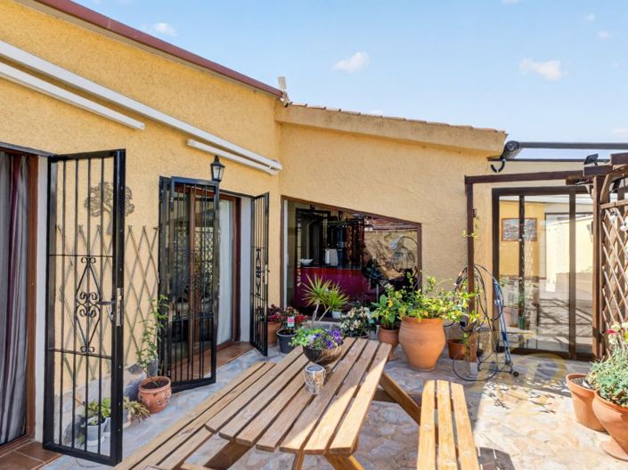 Image No.5-3 Bed House for sale