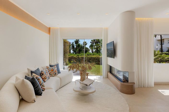 Image No.6-3 Bed House for sale