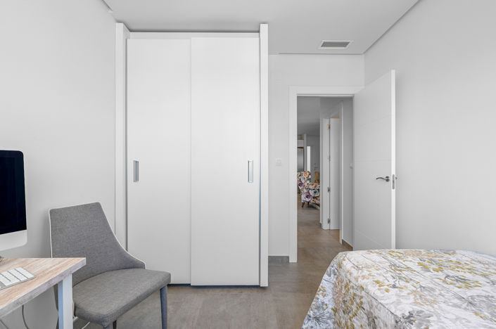 Image No.23-2 Bed Apartment for sale