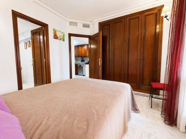 Image No.7-3 Bed Property for sale